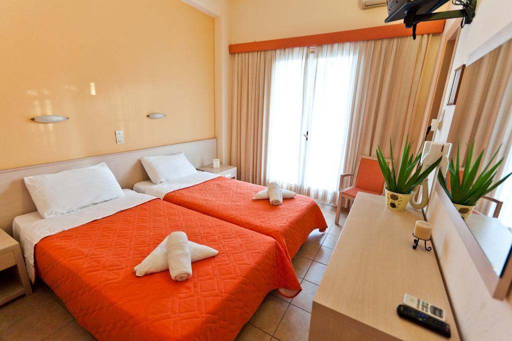 Hotel Possidon Aegina Bagian luar foto