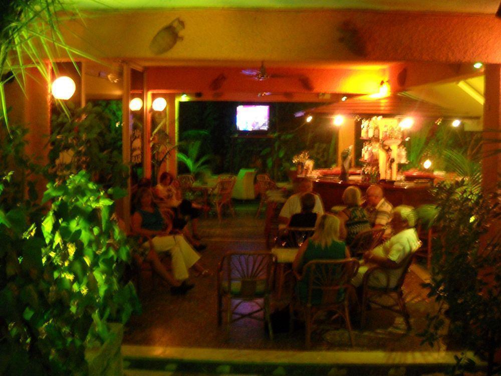 Hotel Possidon Aegina Bagian luar foto