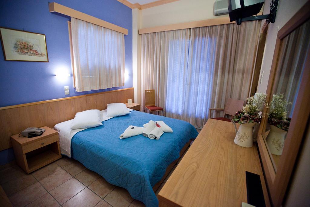 Hotel Possidon Aegina Ruang foto