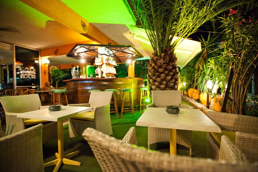 Hotel Possidon Aegina Bagian luar foto